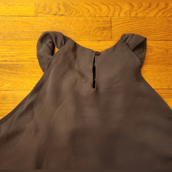 Apt. 9 Dark Gray Pleated Ruffleneck Sleeveless Lined Blouse Women's Size L - Picture 4 of 13